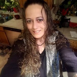 Meet your Posher, Alisa